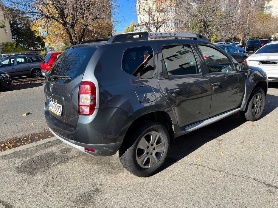 DACIA DUSTER 2015 benzina