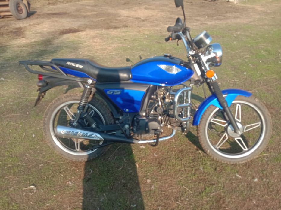 Продам 2 мотоцикла, по цене одного. Отдельно не продаются!