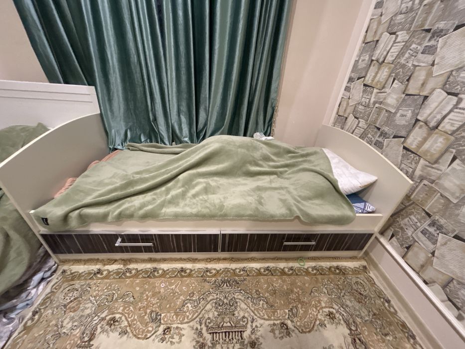 Детская кровать с ящиками