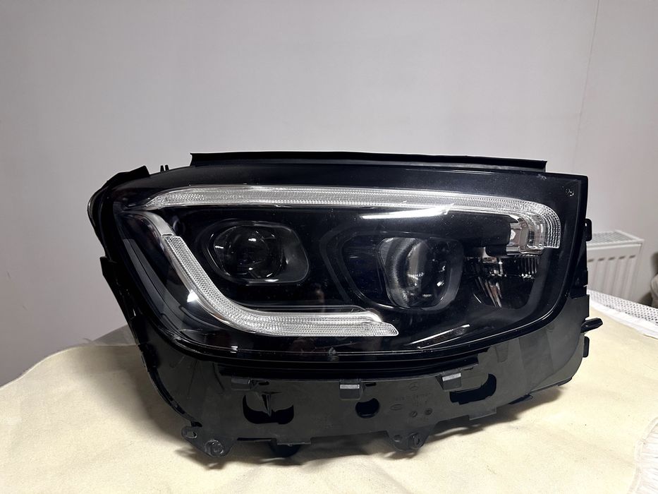 Десен фар за Мercedes GLC 253 Face