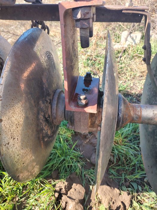 Vând disc 3,2 românesc