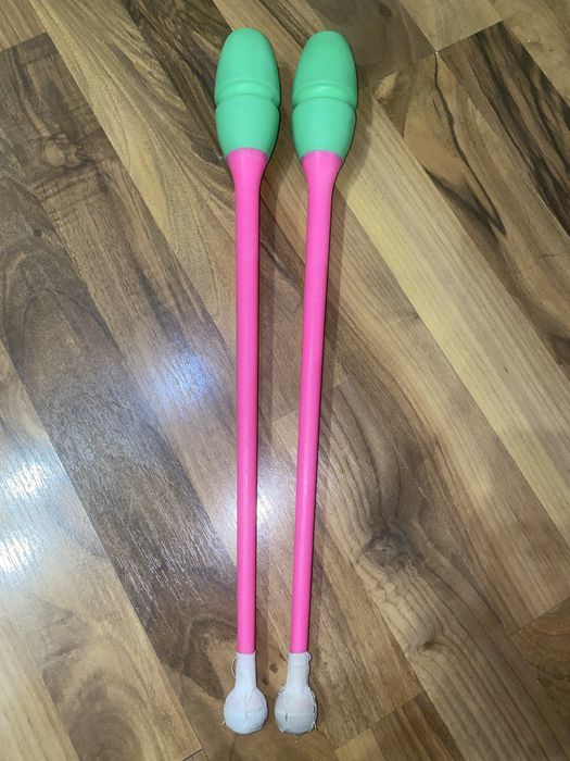 Булавы Chacott 45см,розово-зеленый цвет.