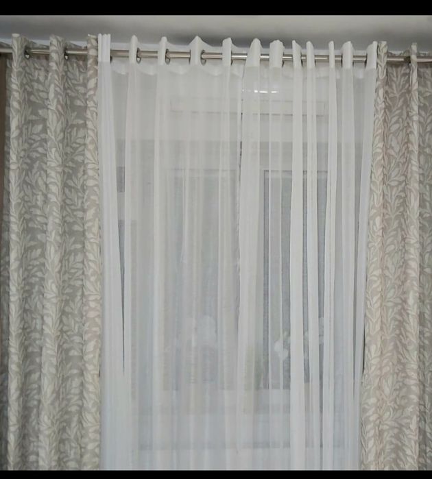 Draperii elegante set 2 bucati, nuante bej inchis si deschis pe inele