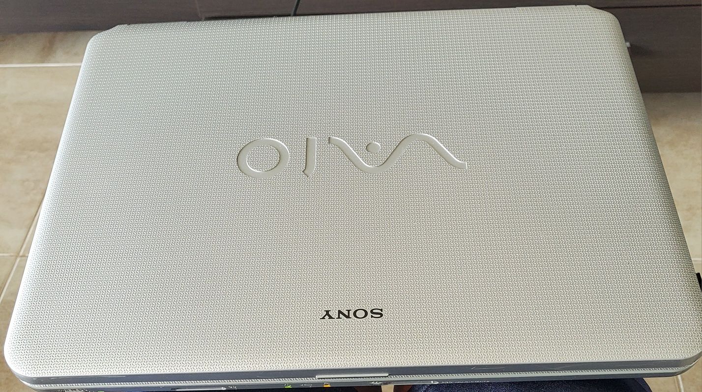 Лаптоп Sony Vaio