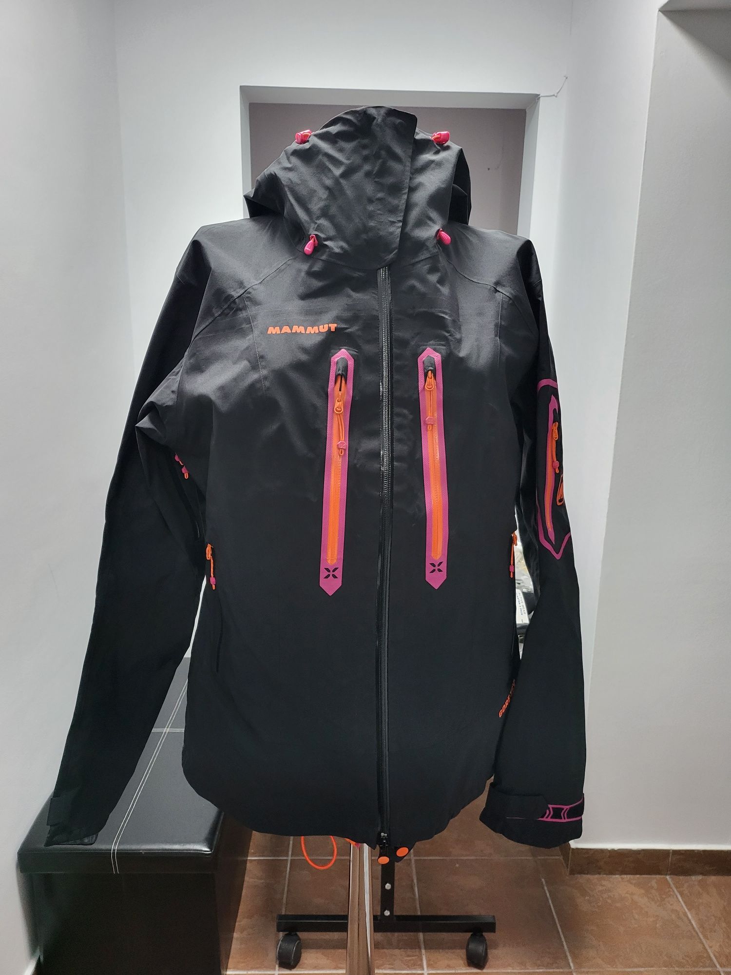 Mammut Mittellegi Pro Hs Hooded Jacket Women Gore-tex Pro