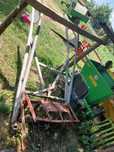 Vând incarcator frontal pt tractor