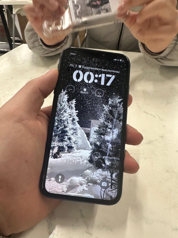 Продается айфон 11