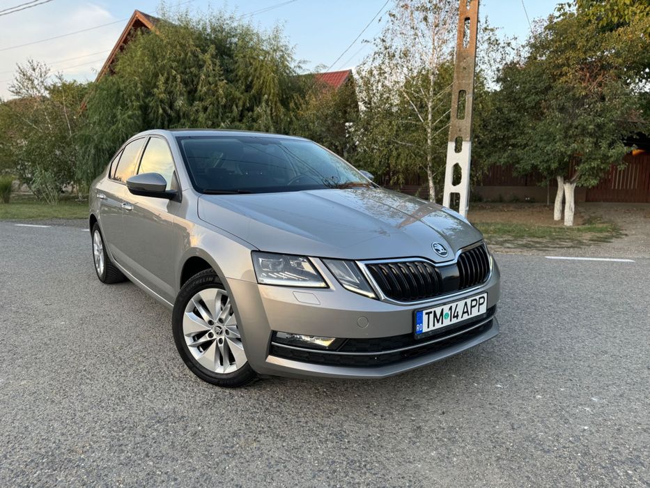 Skoda Octavia 2018 tdi euro 6 carplay lumini ambientale