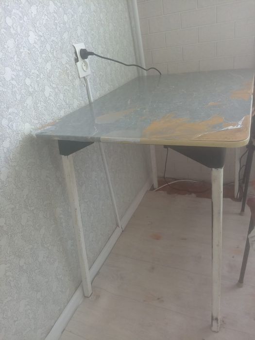 Железный советский стол