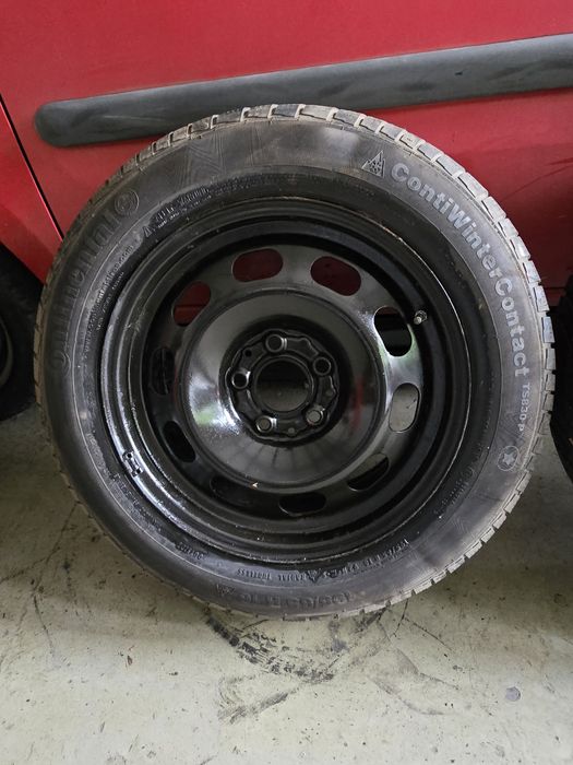 4 roți BMW cu anvelope iarnă 195/65/16