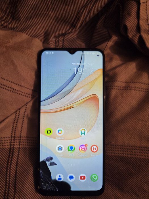 Продам Vivo Y53 продам