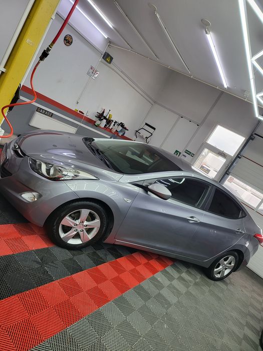 Hyundai Elantra 1.6 benzina, 132 cp, 2013