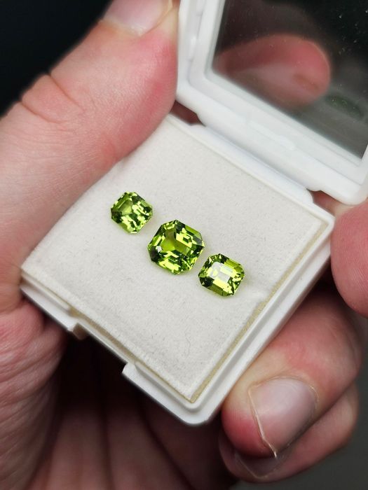 Сет: Натуральный Перидот 5,40 кт (Лаймово-Зелёный)