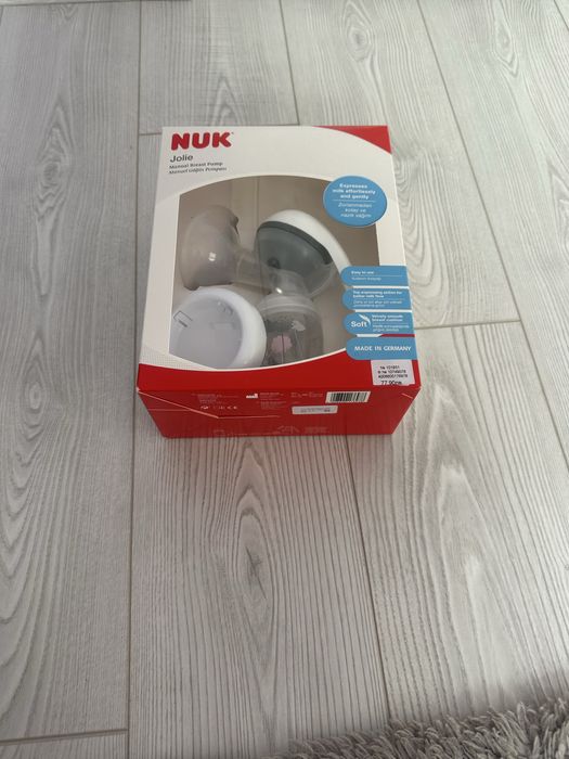 Ръчна помпа за кърма Nuk Jolie