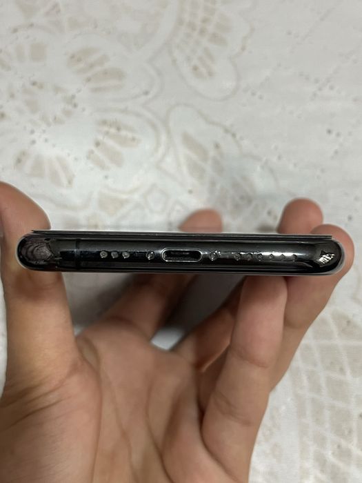 Iphone 11 pro 256gb srochna sotiladi