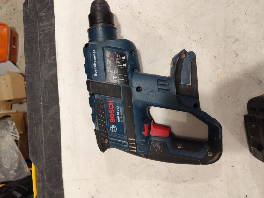 Акумулаторен перфоратор Бош Bosch GBH 18 V-Li + 4Ah