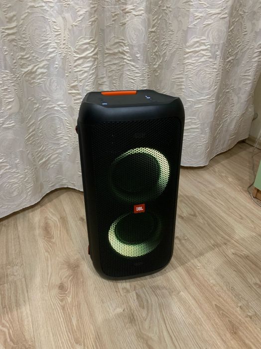 Продам Портативную Колонку JBL Partybox 310