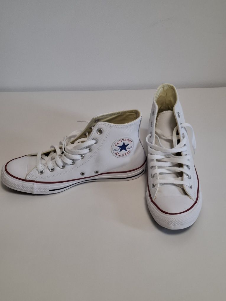 Converse tenisi piele