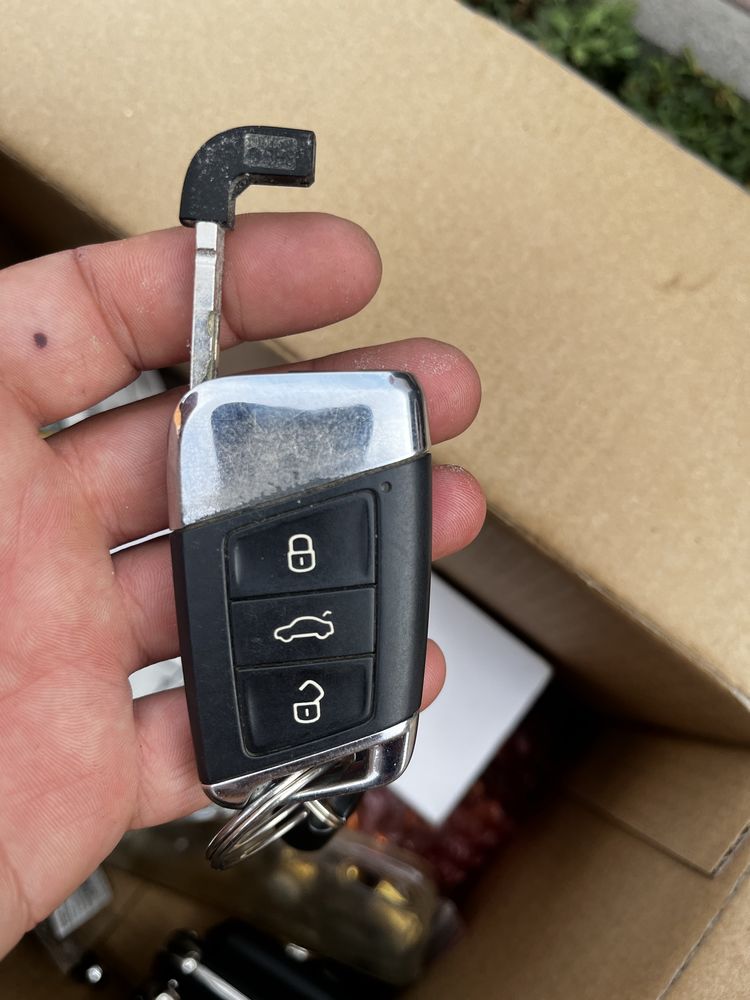 Chei auto skoda volkswagen