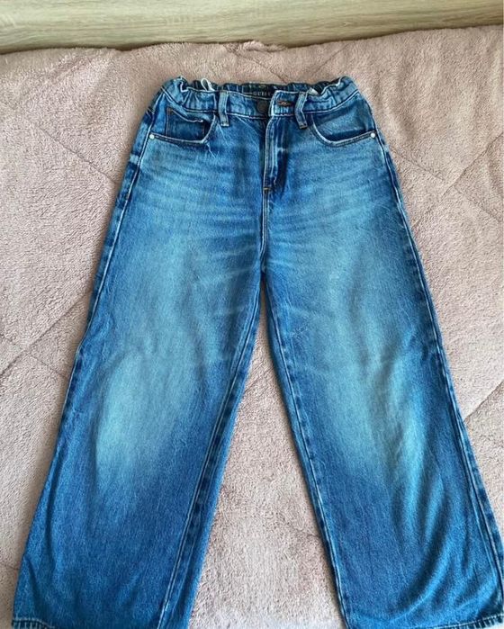 Детски дънки широк крачол на guess