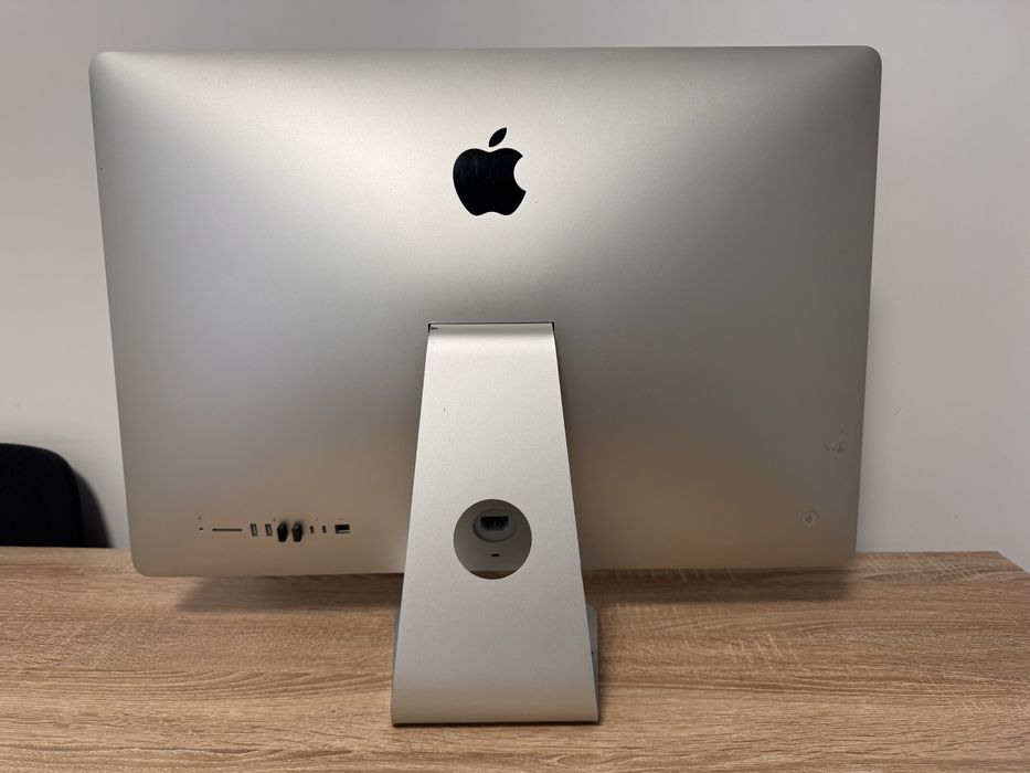 iMac 27" Apple iMac i7 7700 32GB 1TB SSD + 256GB M.2 SSD 5K Radeon PRO