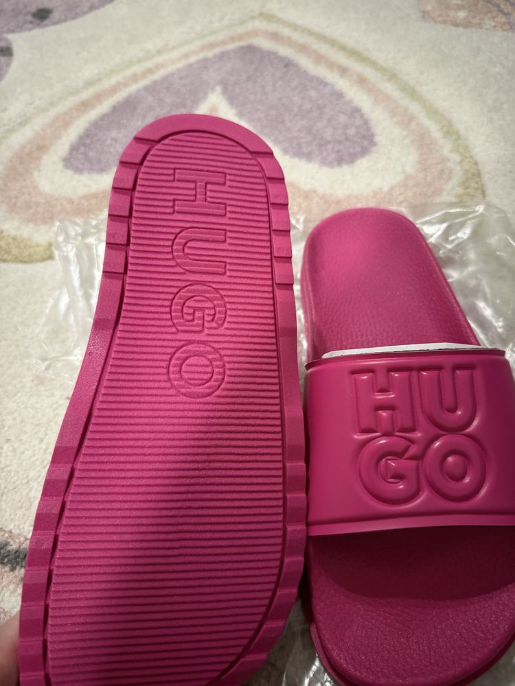 Дамски чехли HUGO 38
