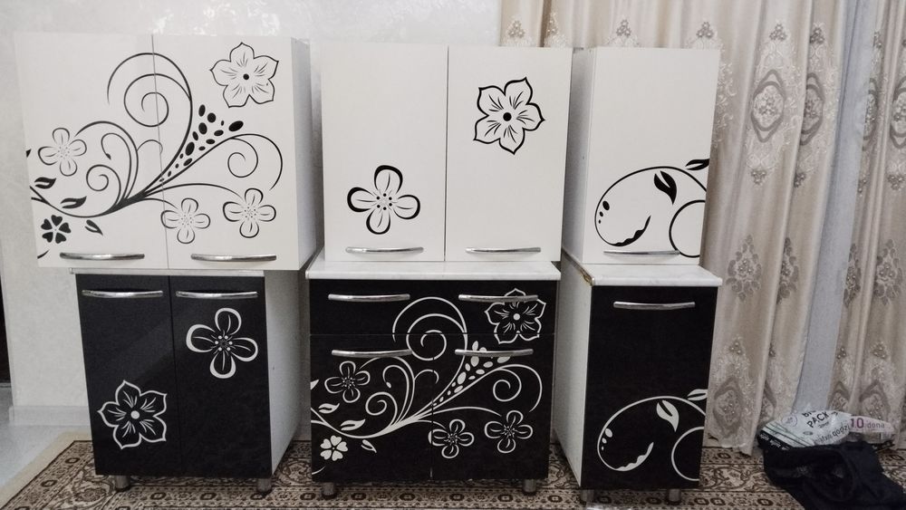 Кухонный гарнитур сатылады б/у. Багасы келисиммен