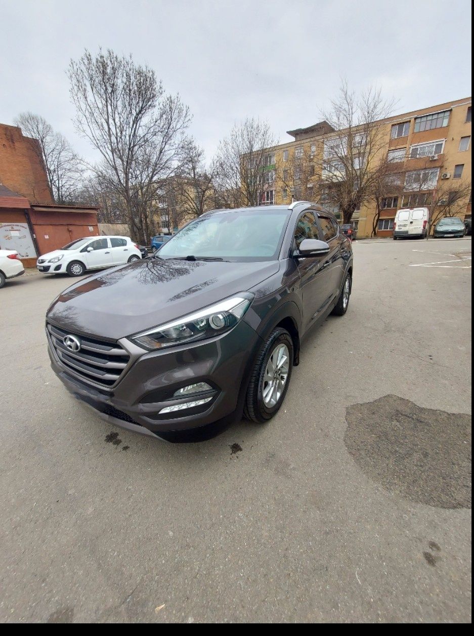 Hyundai tucson 2016,4x4,benzina,177cp,automata,58.000km