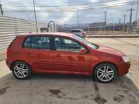 VW Golf V, multiple opțiuni, în stare buna