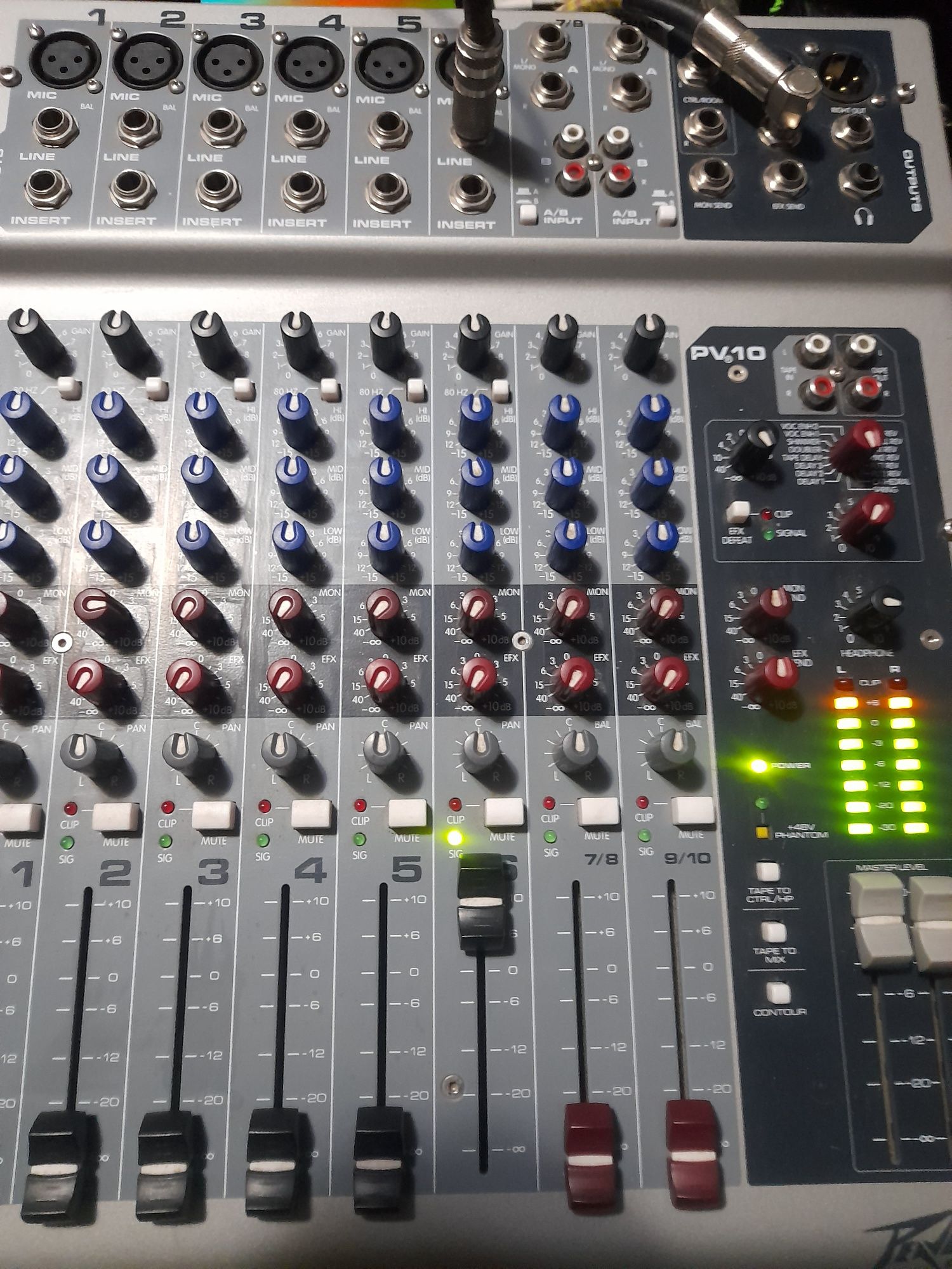 mixer audio Peavey PV10 ( instrumente muzicale )