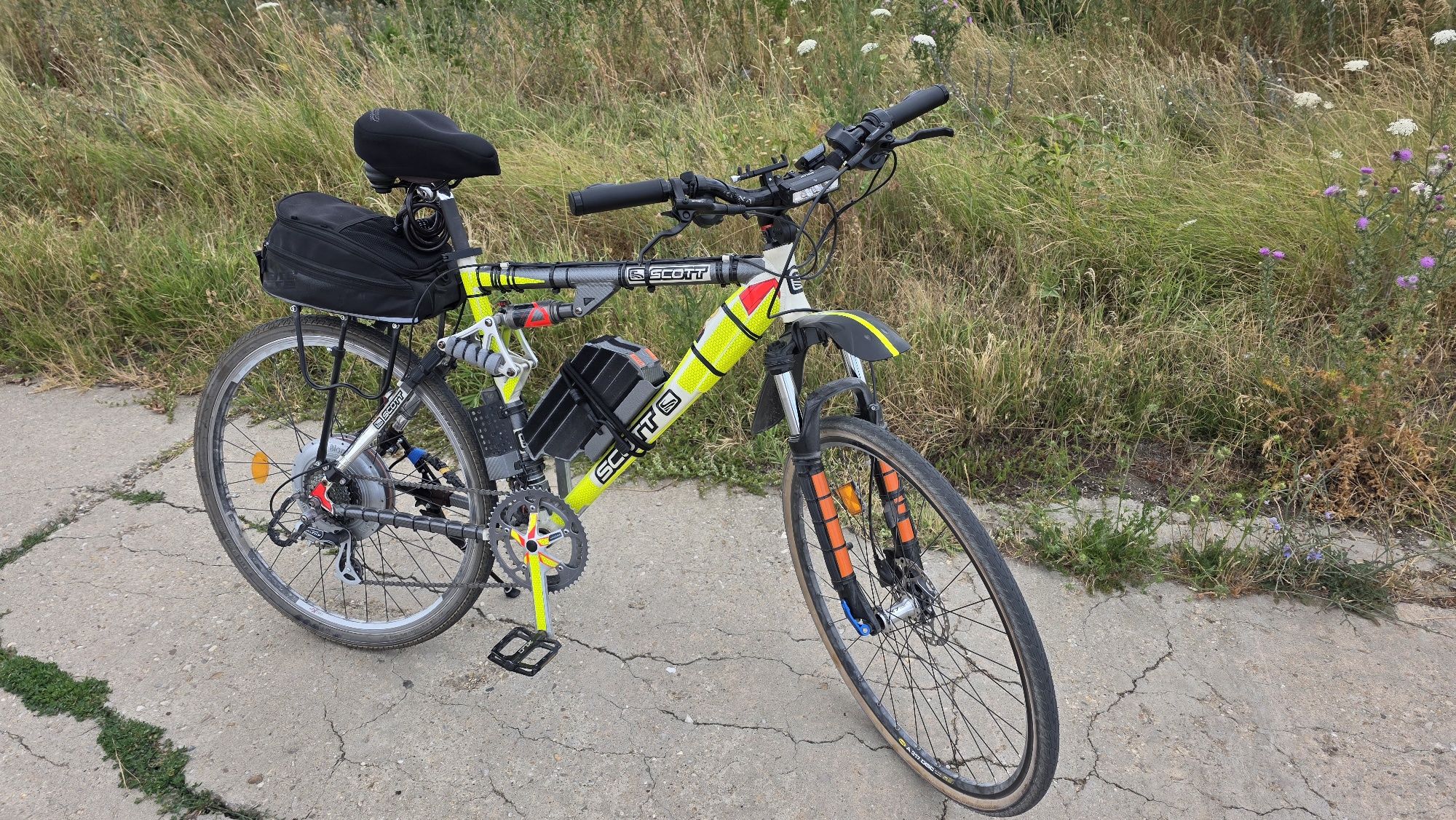 (40km.h) Bicicleta electrică Scott motor BionX DD