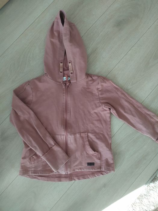 Дрешки на лотове 7-8г. и 8-9г и комплекти,поли