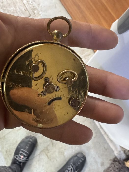 Ceas mecanic impecabil functional