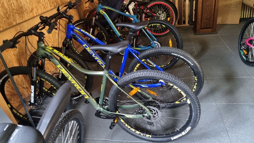 Bicicleta full suspension