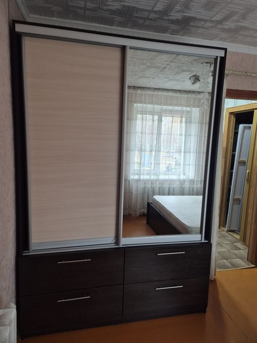 Продам шкаф, хорошее состояние