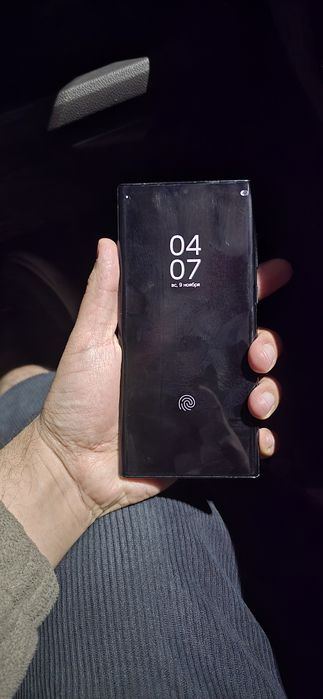 Продаю Samsung Galaxy S22 Ultra