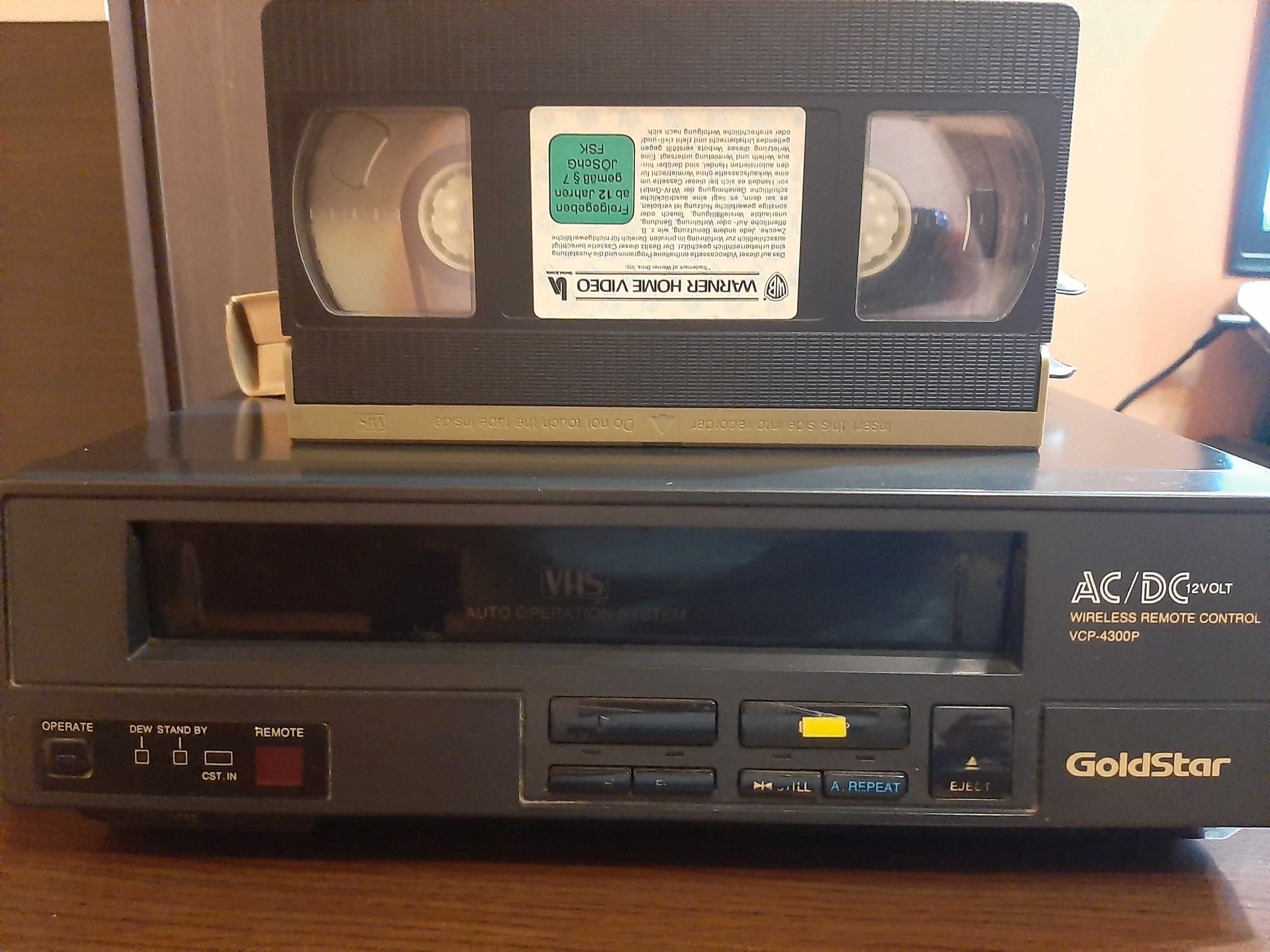 Video GOLDSTAR VCP - 4300P + 2 casete originale de colectie