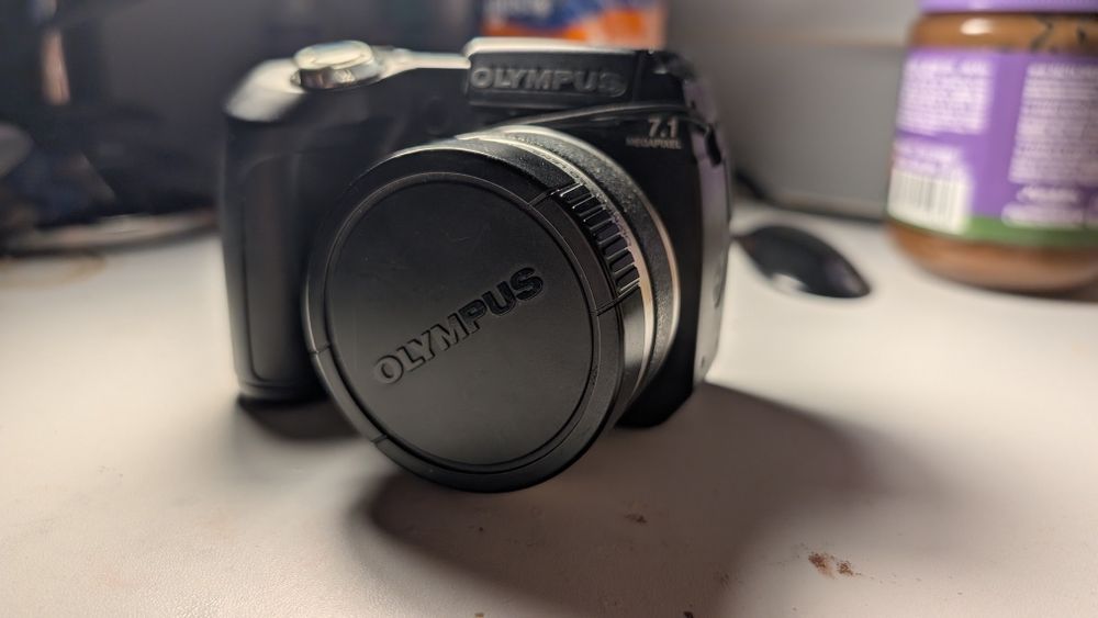 Камера Olympus SP-510