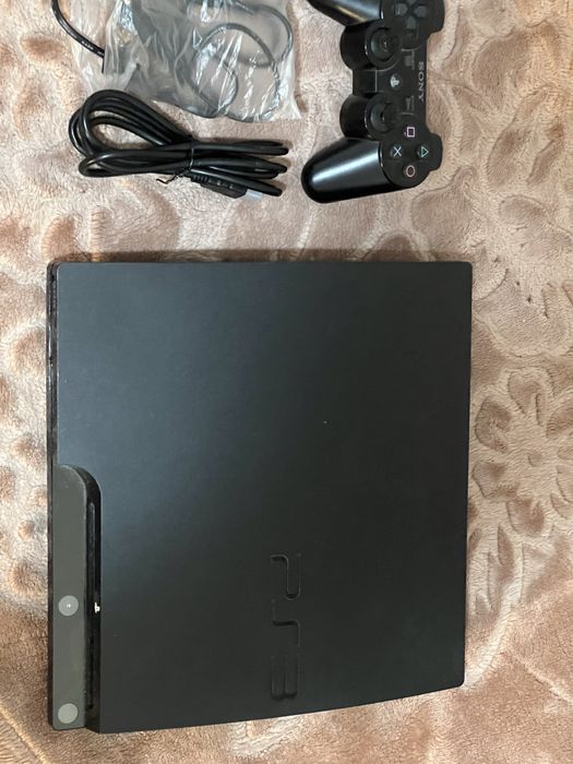 Vând playstation 3