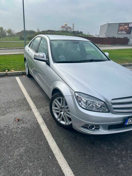 Мерцедес С220 дизел в перфектно състояние