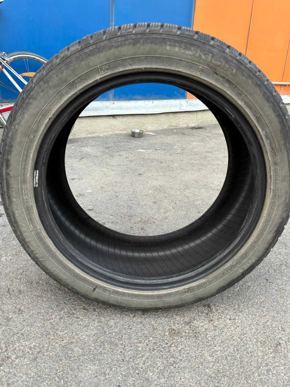 Vand 4 Anvelope Nokian 235/45R17 97H XL