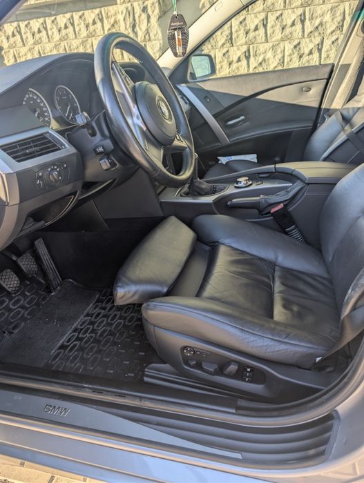 Vând BMW 520i E60