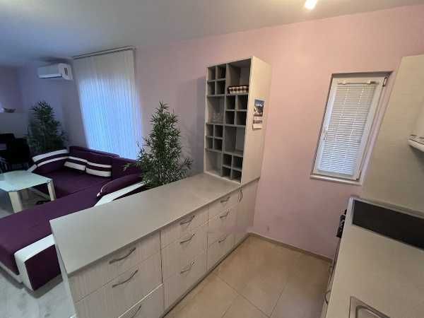 Продава се Тристаен апартамент в Бургас, Сарафово - 76 кв.м за 1814 €/кв.м - Снимка #1