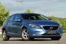 Volvo V40 D2 Kinetic ~ 2.0D ~ Euro 6 ~ GARANTIE 12 luni ~ RATE ~ REVIZIE