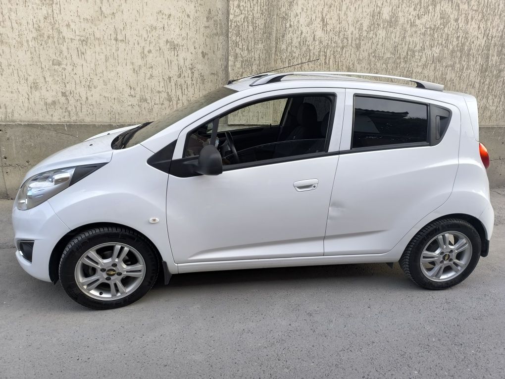 Spark avto mobili