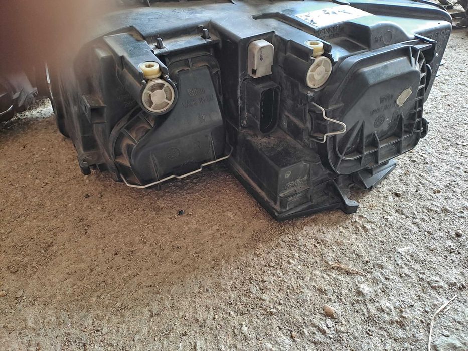 Ксенонови фарове