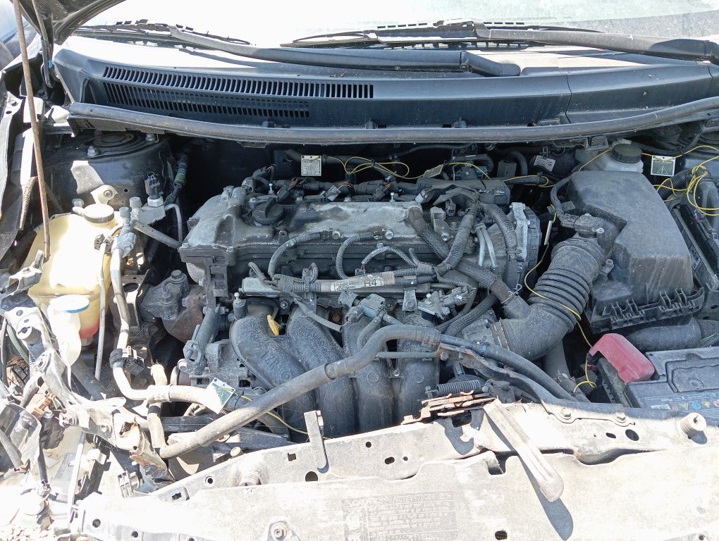 Toyota Auris на части