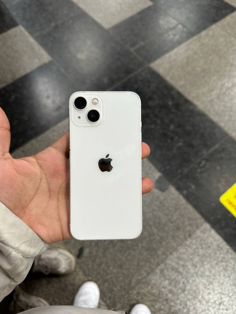 СРОЧНО Iphone 13 белый