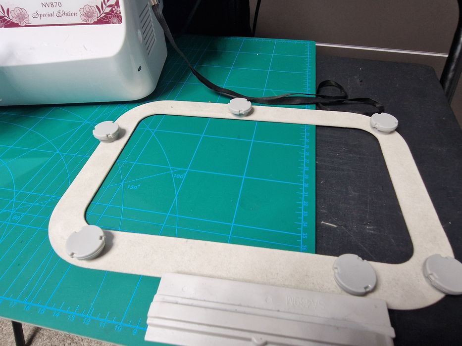 Masina de brodat Brother Innov-is NV870SE