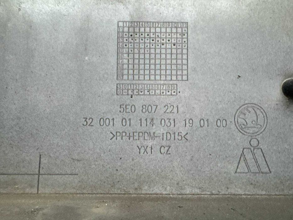 Bara fata completa Skoda Octavia III 5E0807221